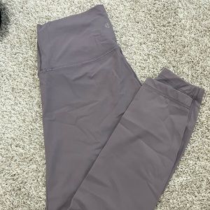 Lululemon Wunder Under Tights 25” inseam lavender